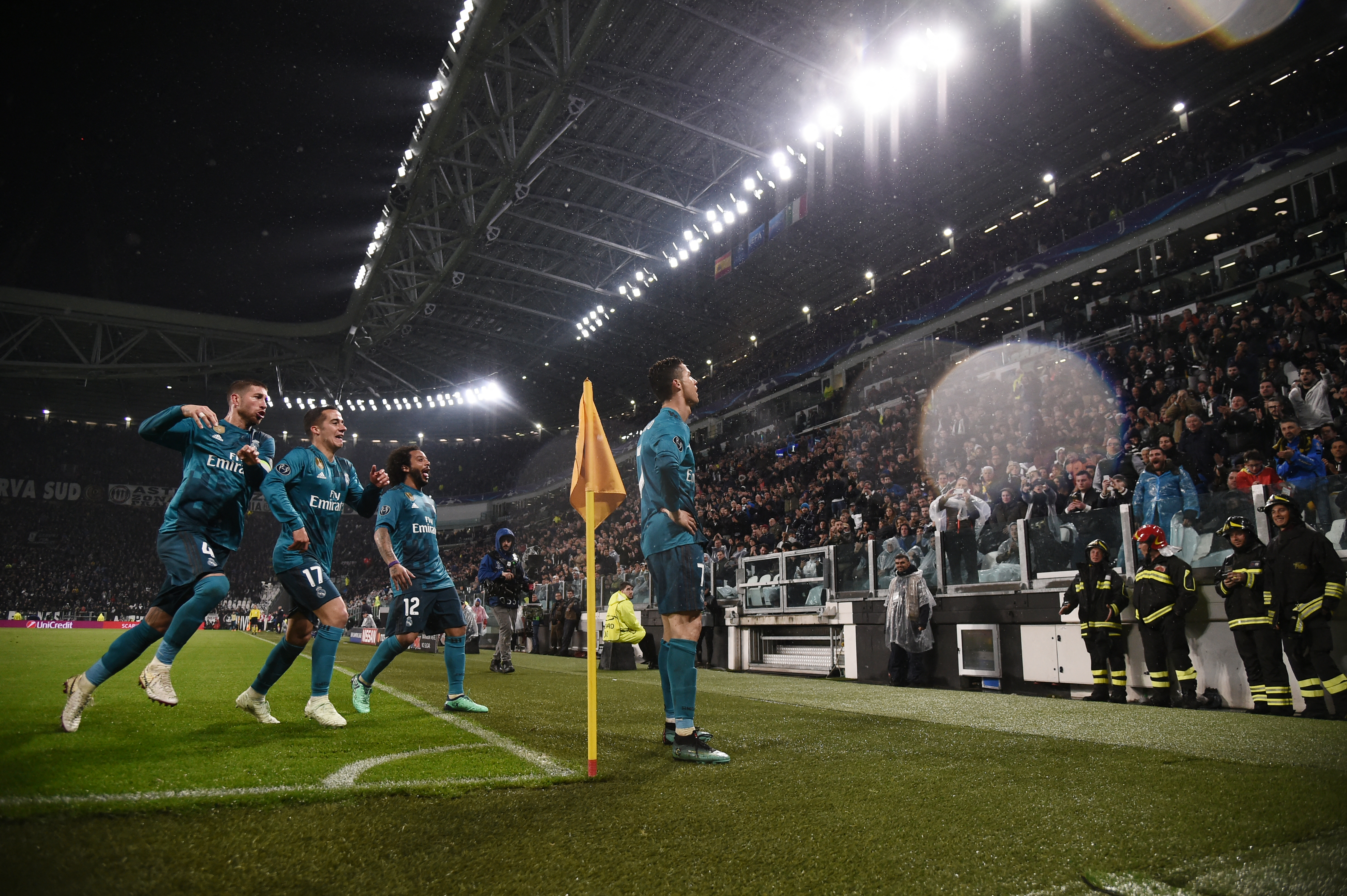 afp-storytelling-ronaldo-background2.jpg